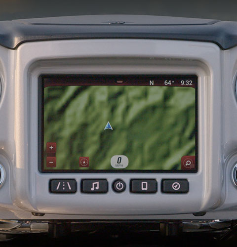 THE INDIAN MOTORCYCLE® RIDE COMMAND™ SYSTEM